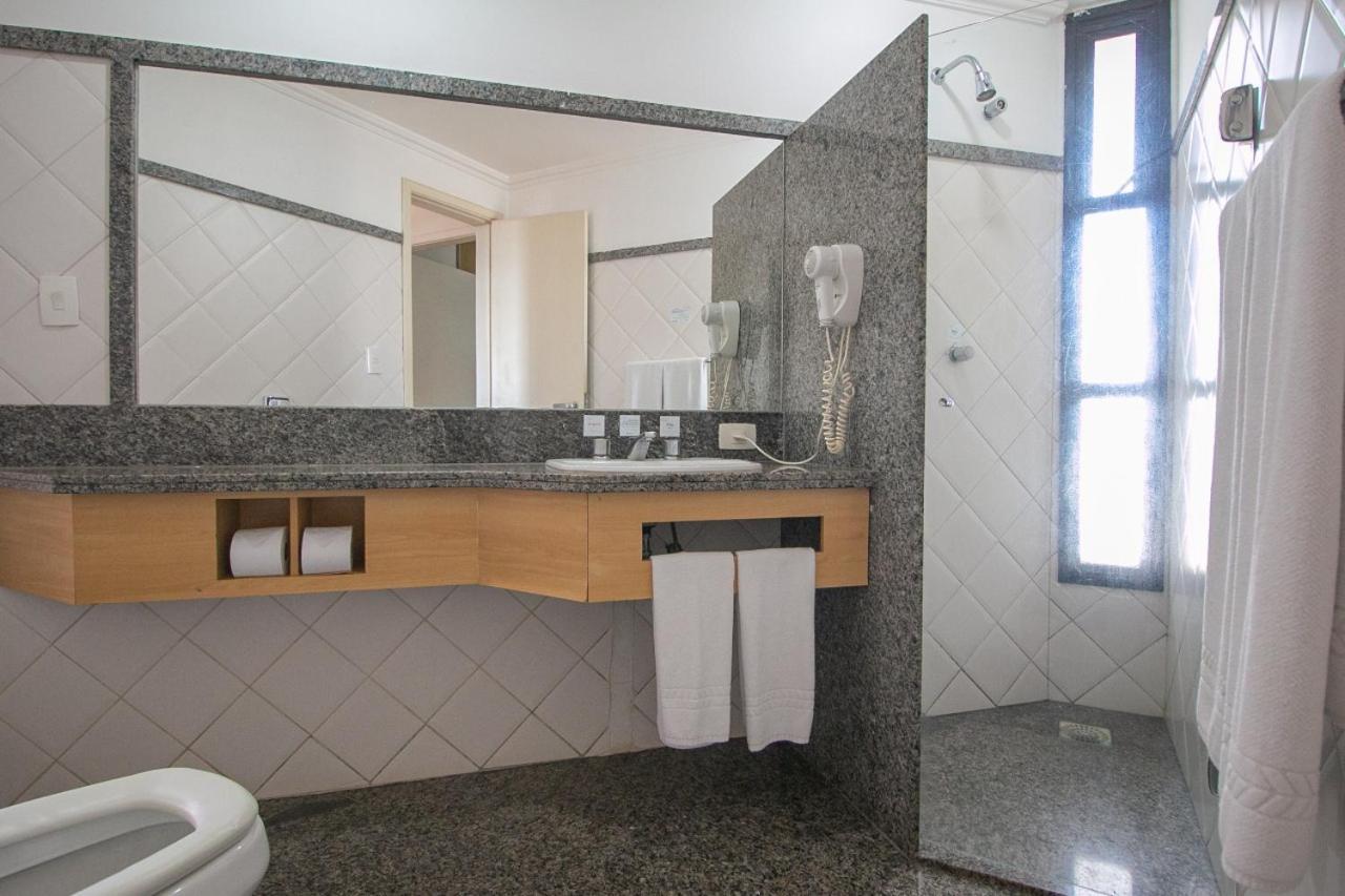 Flat Completo No Centro De Araxa - 901 Exterior photo